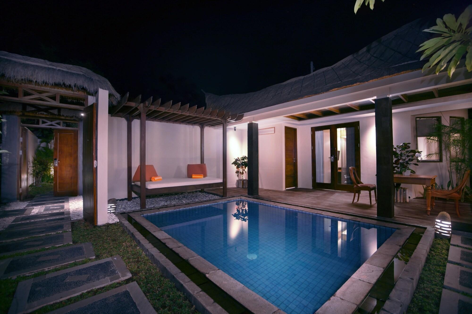 Resort Aston Sunset - 4*